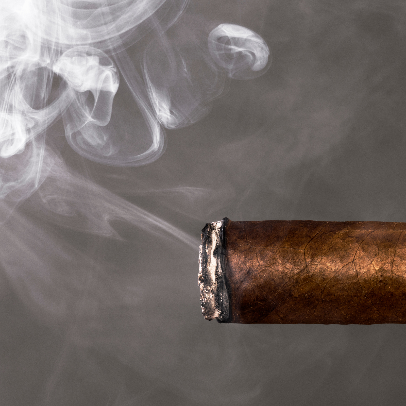 Executive cigar experience